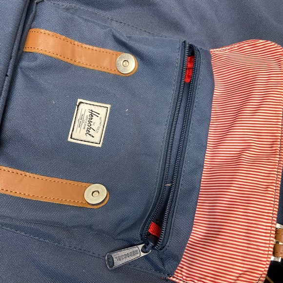 Herschel Supply Large Draw String Top Backpack - Picture 10 of 12